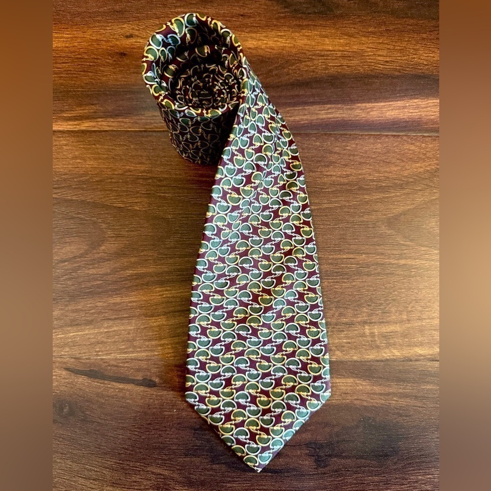 BROOKS BROTHERS Makers Vintage All Silk Burgundy Handmade Necktie Made in USA